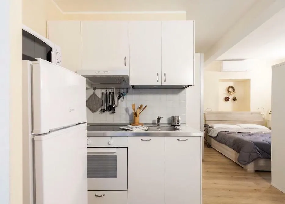 Quiet And Charming Apartment In The Centre With Air Conditioned Como